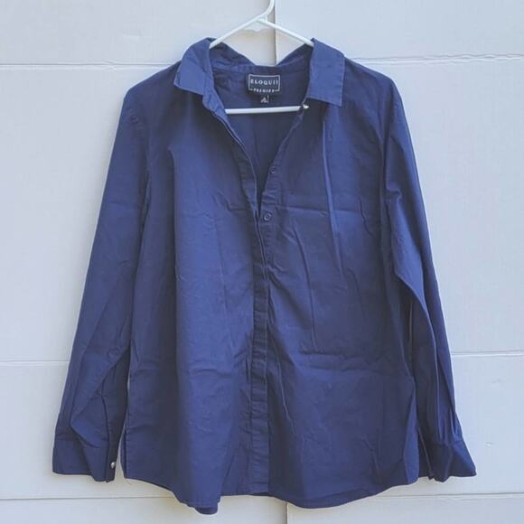 Eloquii Premier Button Down Top
In Navy - Picture 3 of 11
